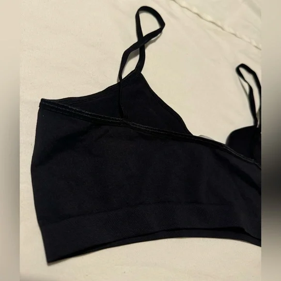 Hanro Black Bandeau - Picture 7 of 9